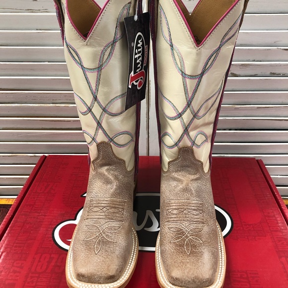 Women’s Justin square toe Cowgirl Boot - Picture 1 of 4